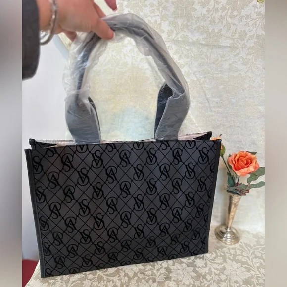 Victoria's Secret Black and Gray Logo Patterned Tote. NWT - Picture 2 of 10
